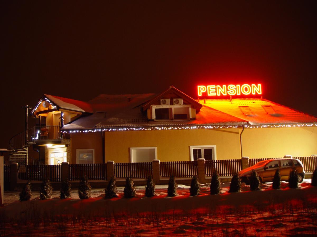 Penzion Rozkoš Průhonice Esterno foto